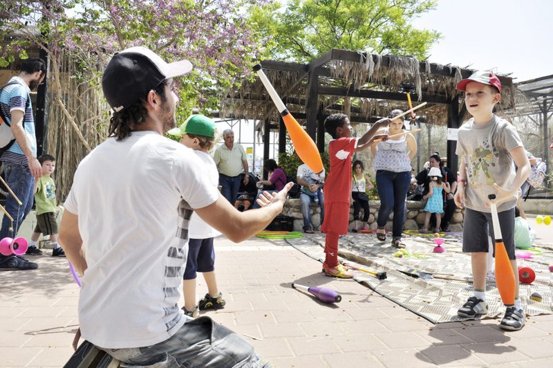 סדנאות הקרקס של אסי קרקסי
